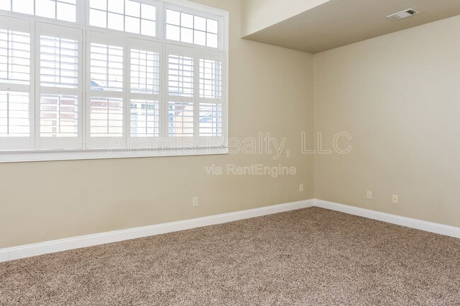 Building Photo - 1258 DeKalb Ave NE