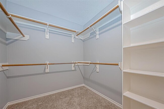 Building Photo - 16523 Pinon Vista Dr