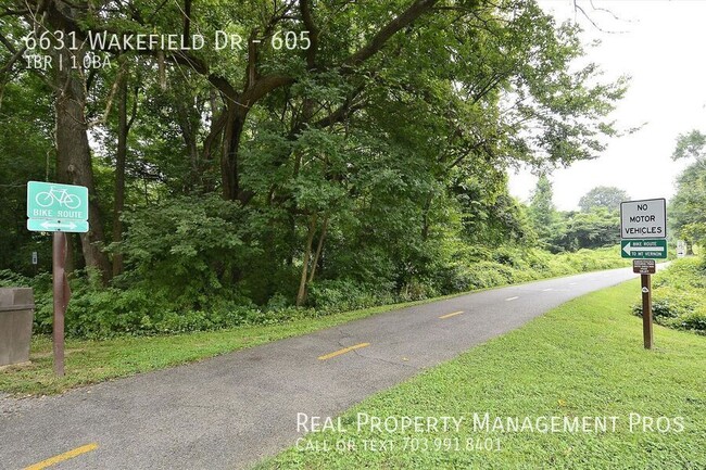 Building Photo - 6631 Wakefield Dr
