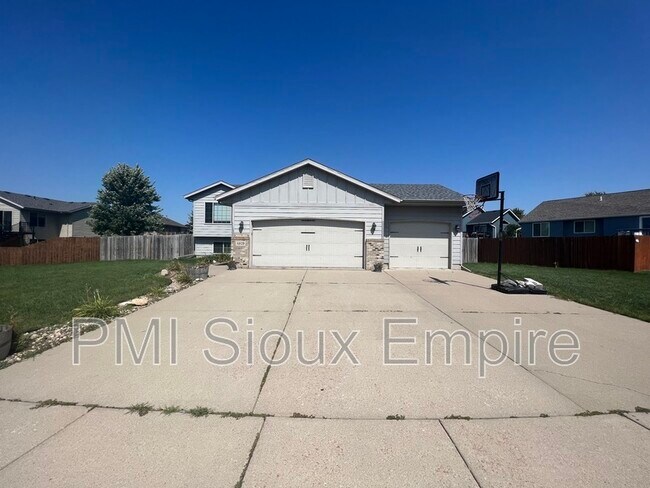 Building Photo - 4829 S Wilson Ave