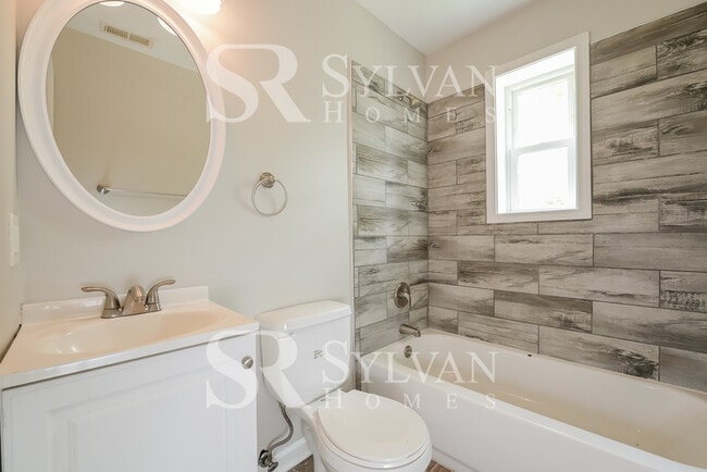 Building Photo - Charming 3BR 2BA home