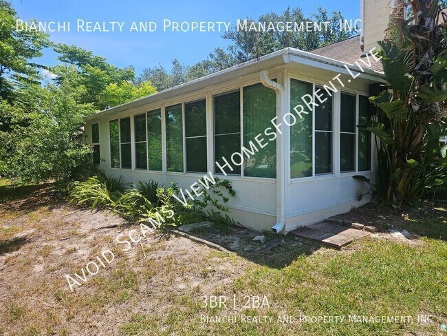Building Photo - 2361 Bentley Dr