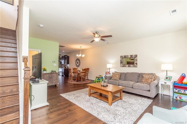 Building Photo - 7358 Pebble Lake Dr