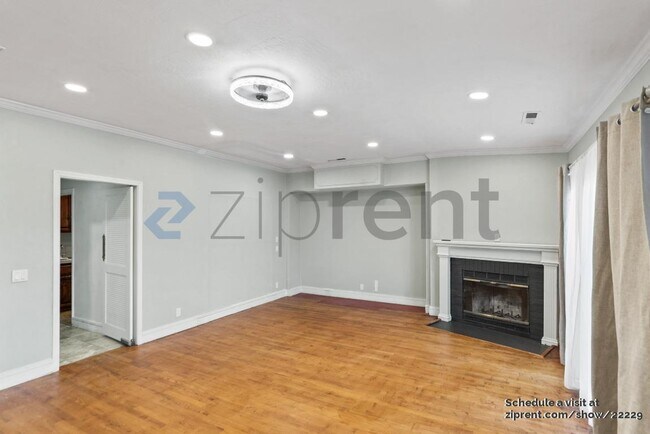 Building Photo - 1688 Merrill Dr