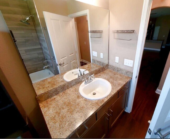 Building Photo - 53671 Carrington Dr