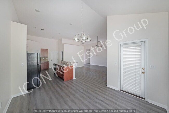 Building Photo - 4/3 Ranch home in Swim Tennis community