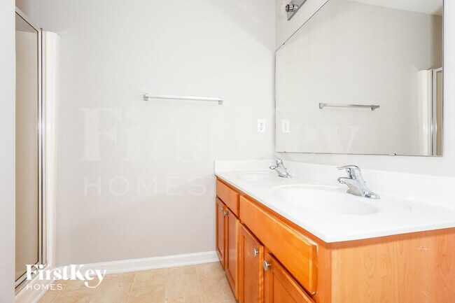Building Photo - 7411 Mary Jo Helms Dr