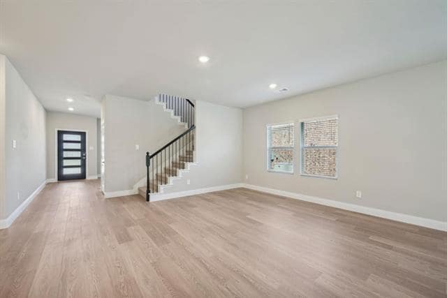 Building Photo - 2208 Palomino Ln