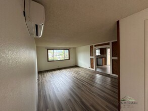 Building Photo - 2126-2128 N 8th St