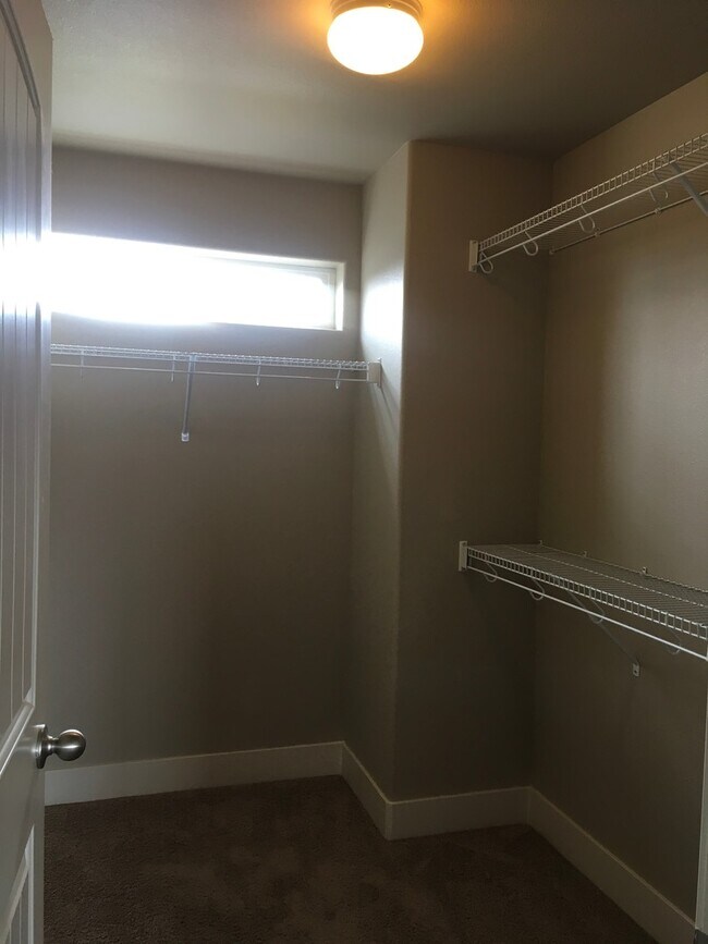 Building Photo - 21174 Capella Pl