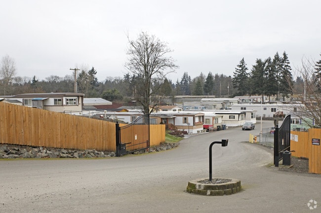 Building Photo - Cedrona Community