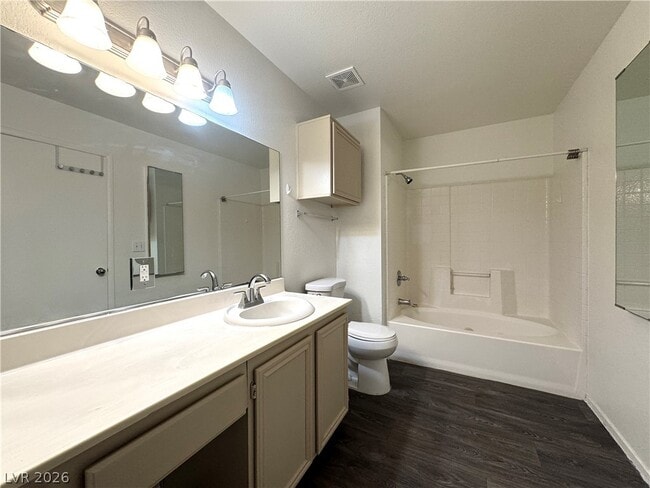 Building Photo - 8070 W Russell Rd