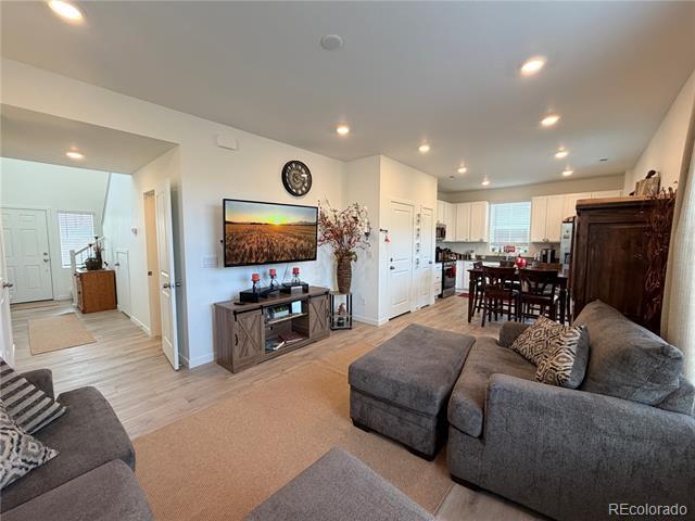 Building Photo - 864 Yankee Boy Lp