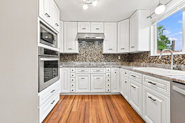 Building Photo - $2,495.95, 3 bed, 2.5 bath, located in Westminster with a large backyard.