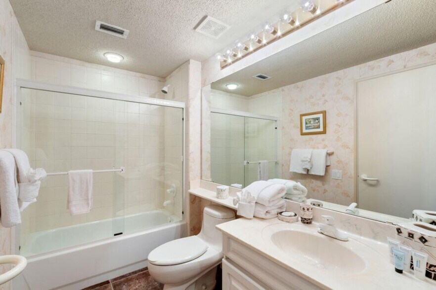 Building Photo - 13601 Perdido Key Dr
