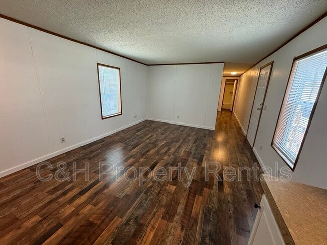 Building Photo - 930 N 23rd St