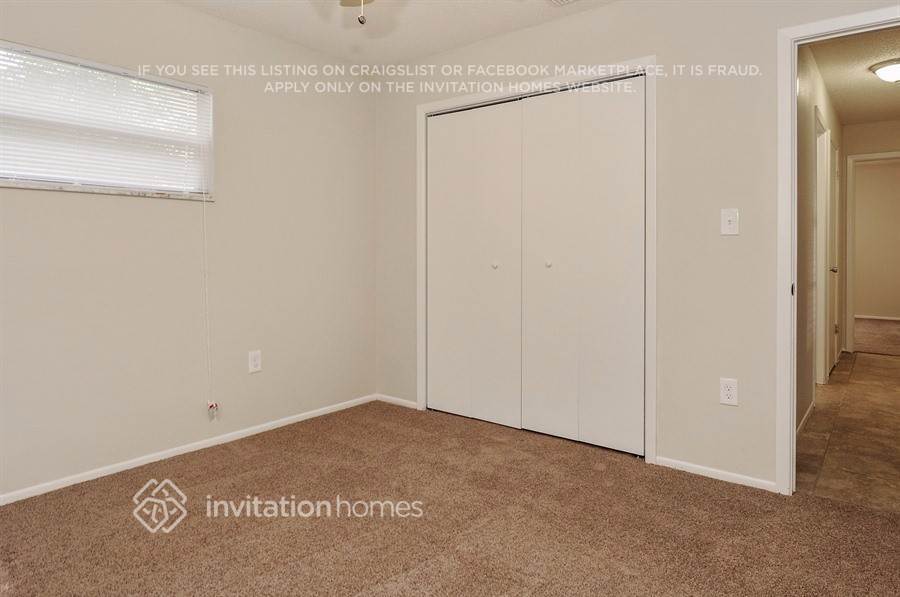 Building Photo - 7713 Deer Foot Dr