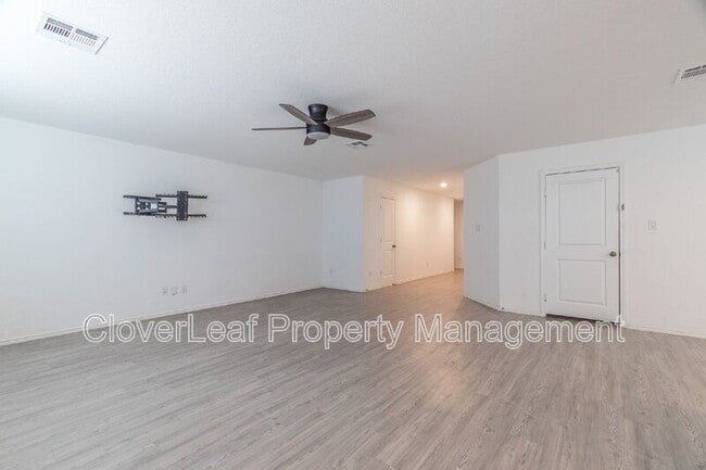 Building Photo - 2847 Elion Dr