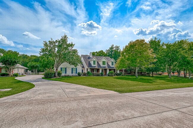 Building Photo - 32515 Westminster Dr
