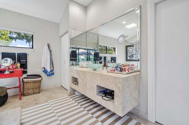 Building Photo - 2700 Spanish River Rd