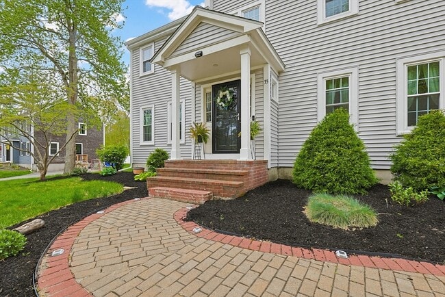 Building Photo - 35 Millbrook Dr