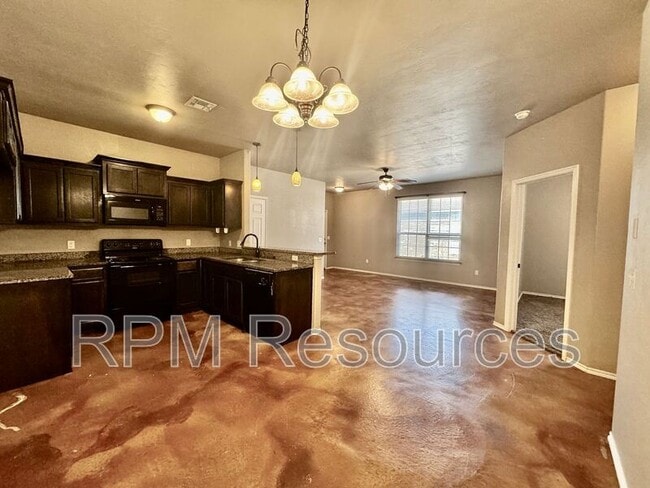 Building Photo - 1858 Post Oak Rd