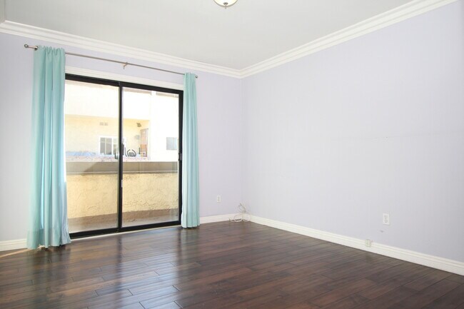 bedroom 2 - 904 W Mabel Ave