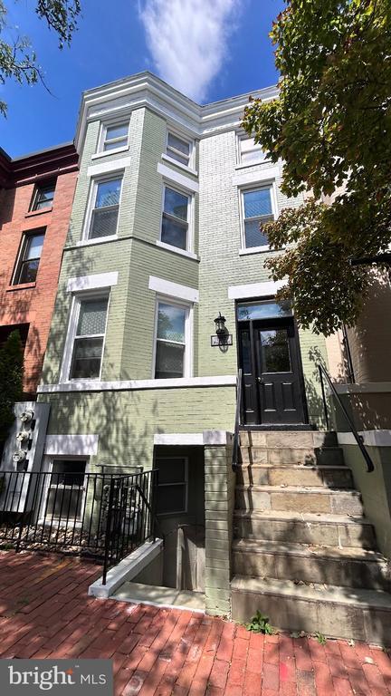 Building Photo - 1757 WILLARD St NW