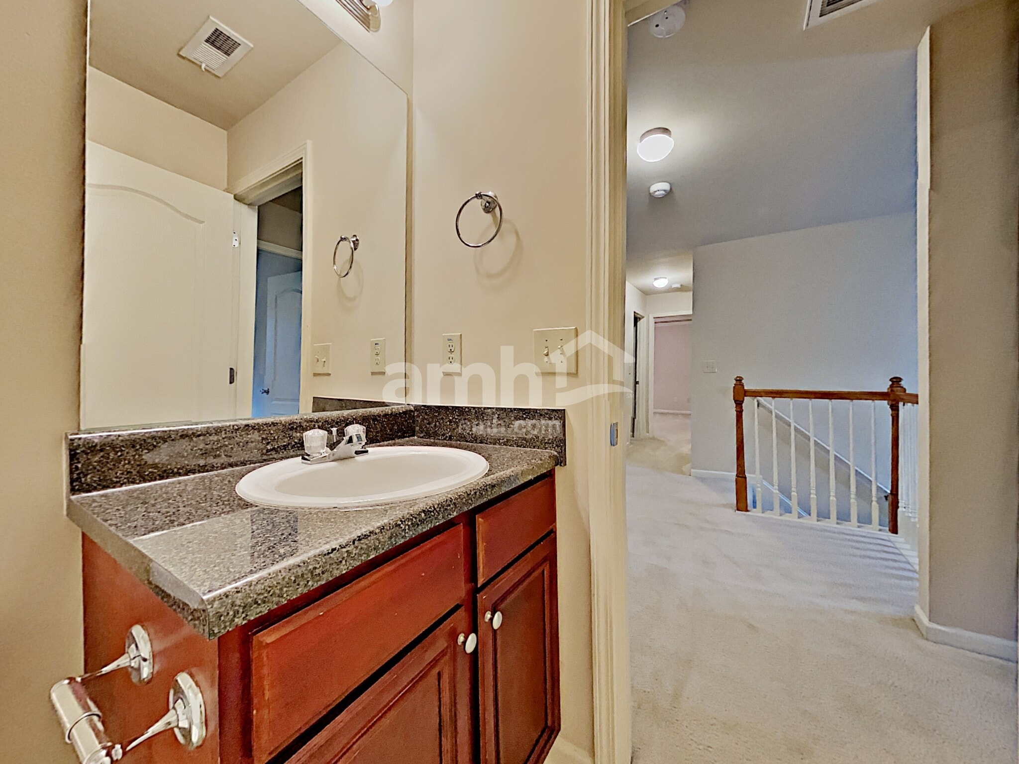 Building Photo - 3840 Aspen Springs