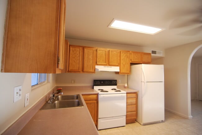 Building Photo - Morten Place