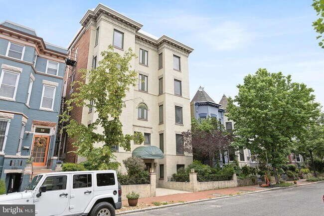 Building Photo - 51 Randolph Pl NW