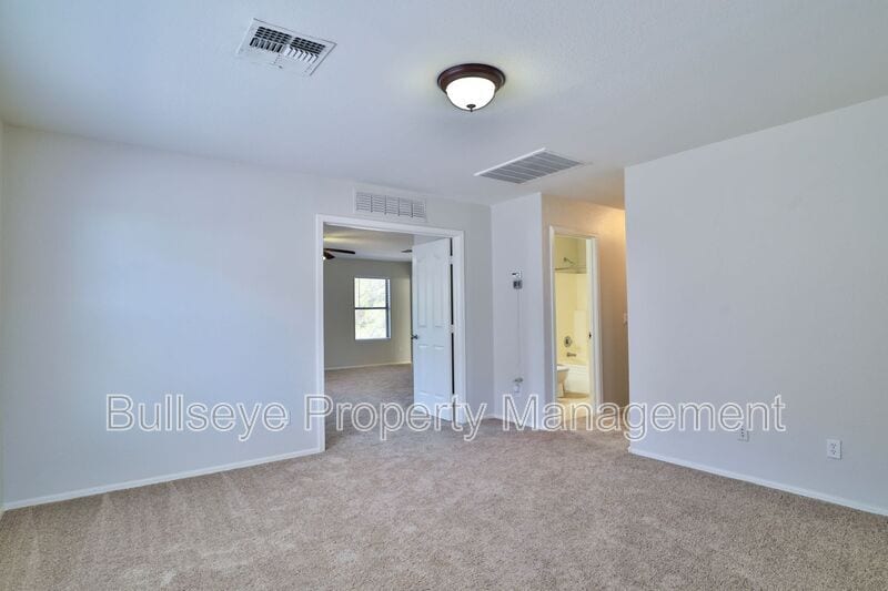 Building Photo - 2783 S Sailors Way