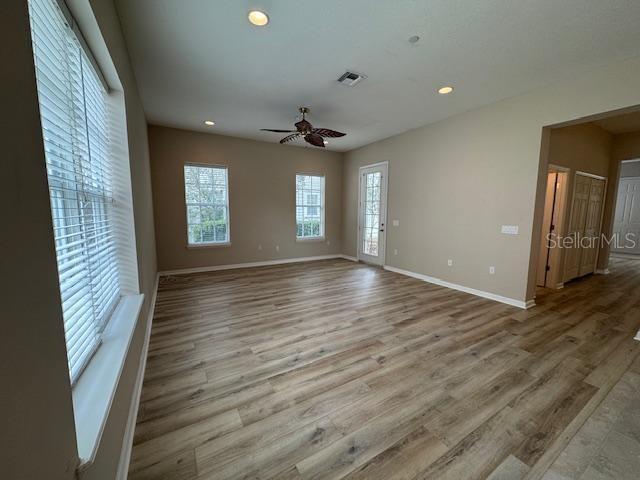 Building Photo - 916 Greenlawn St