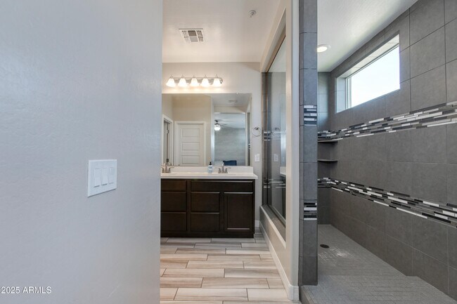 Building Photo - 3668 E Ficus Way