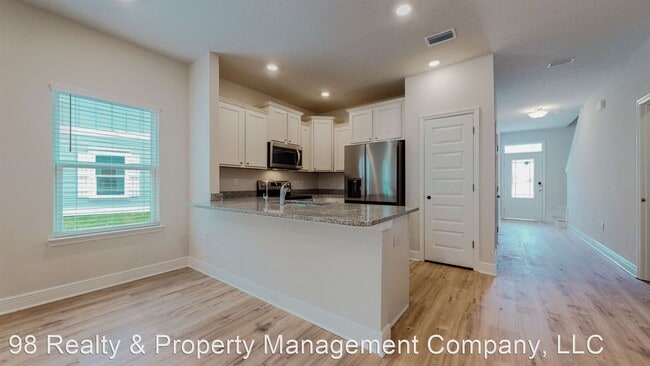 Building Photo - 3 br, 2.5 bath House - 38 Sandhill Pines Dr