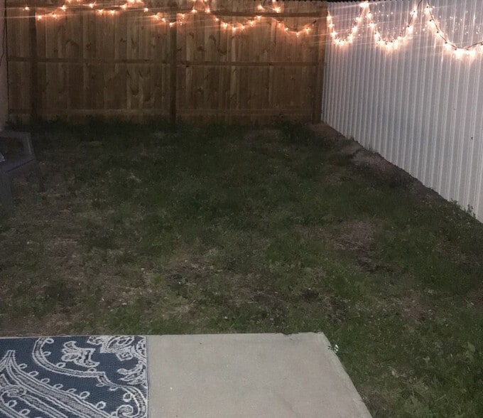 Private yard - 1097 Highlands Dr