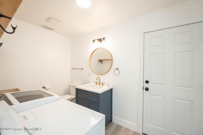 Building Photo - 790 Palm Dr