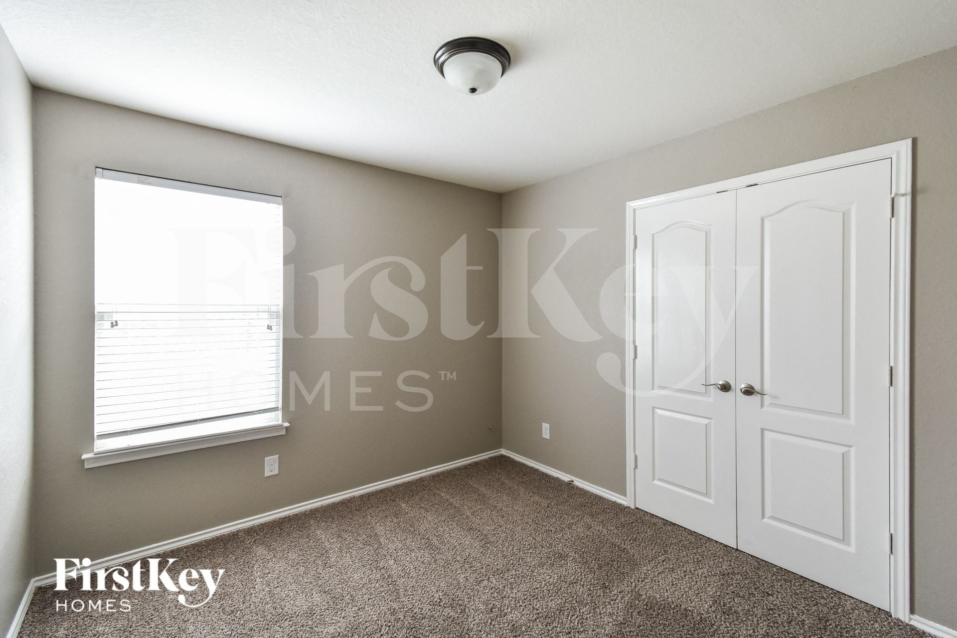 Building Photo - 8414 Piedras Crk