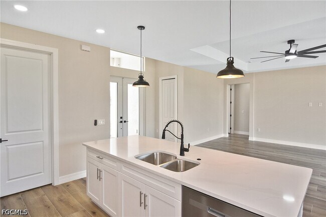 Building Photo - 1406 NW 19th St