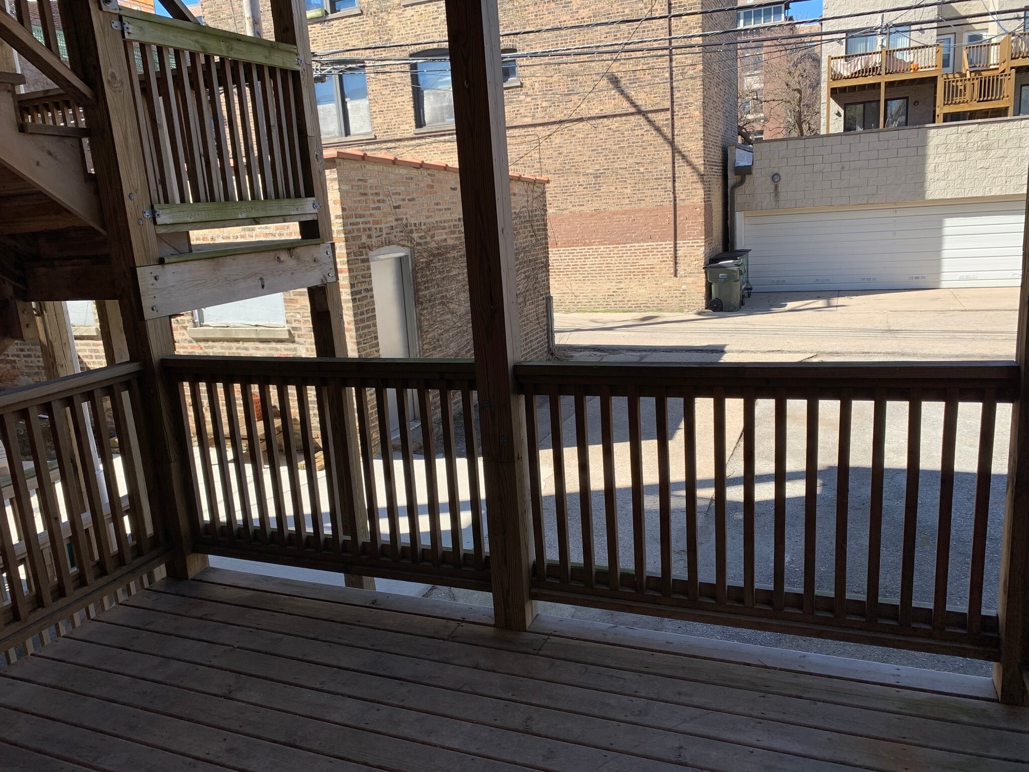 Building Photo - 1468 W Winnemac Ave