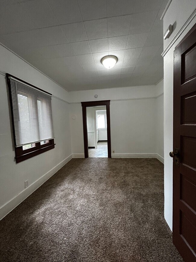 Building Photo - mp2726FifthSt