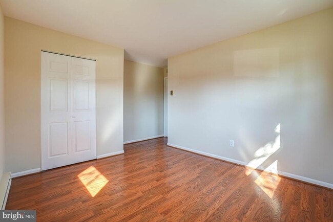 Building Photo - 504 S Harrison Rd
