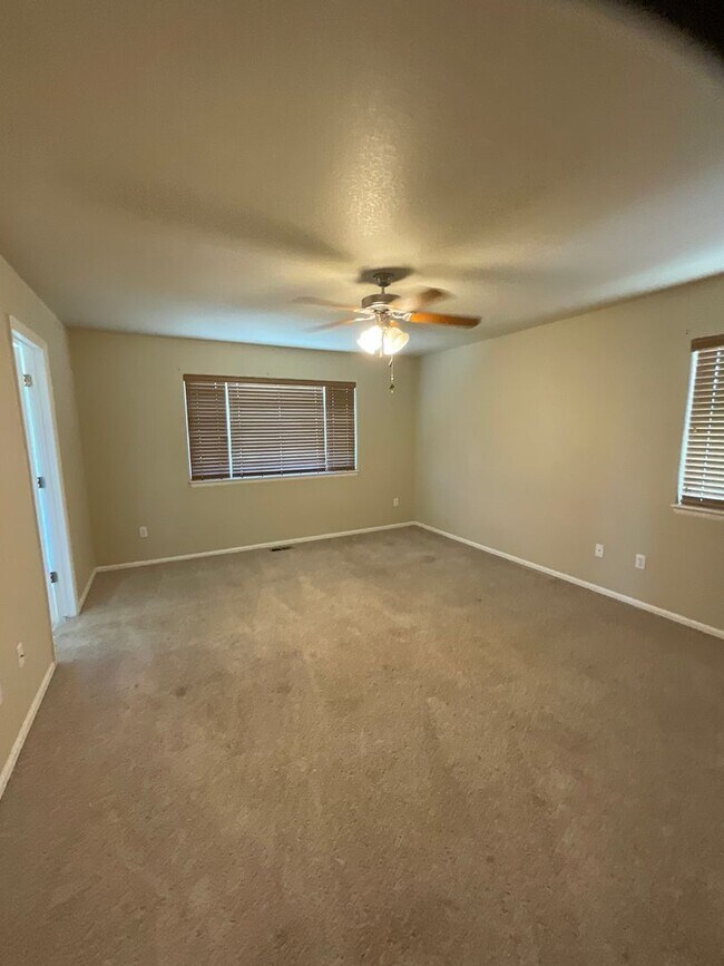 Building Photo - 4965 Spokane Way