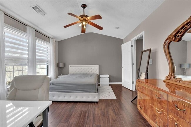 Building Photo - 13300 Morris Rd