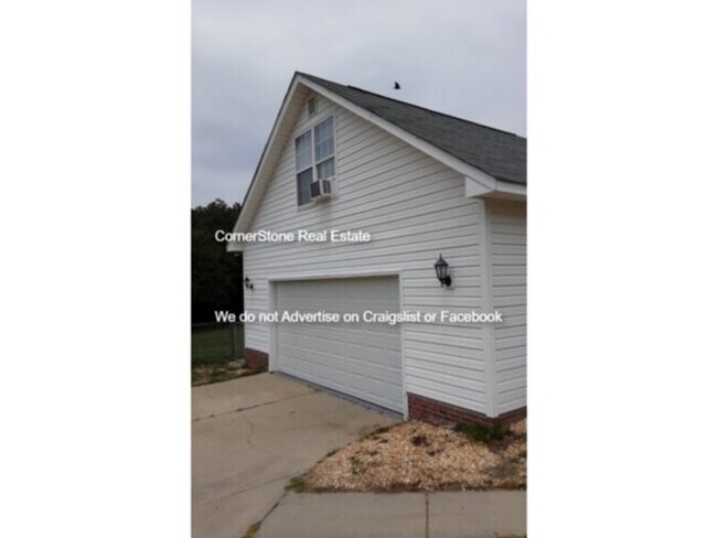 Building Photo - 109 Timber Ridge Drive, Raeford, Nc 28376