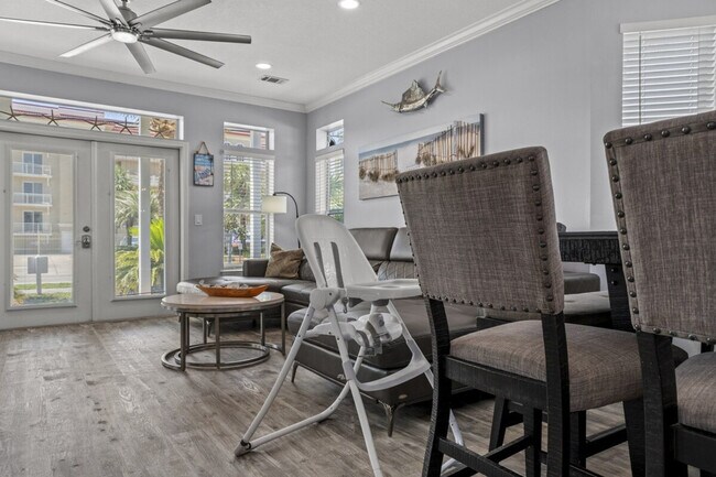 Building Photo - 2809 Scenic Hwy 98