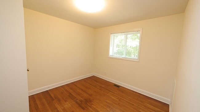 Building Photo - Great home in Chapel Hill!