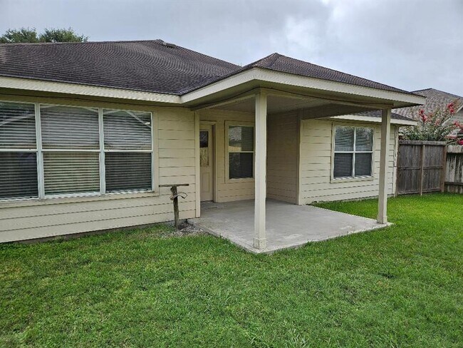 Building Photo - 1222 Hemple Dr