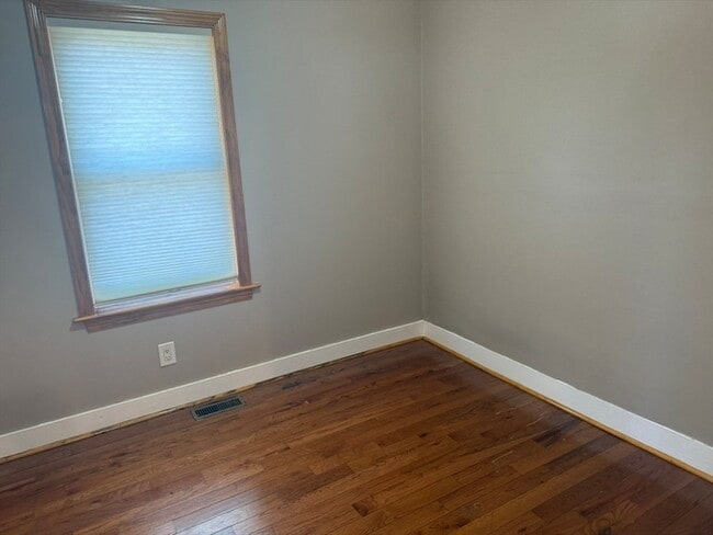 Building Photo - 406-408-408 Court St