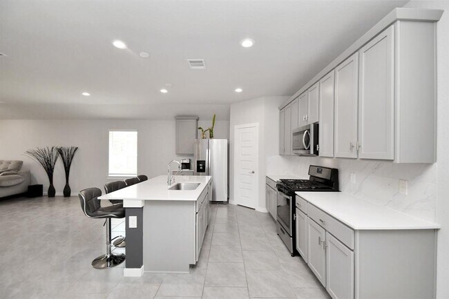 Building Photo - 7431 Teton Creek Trace